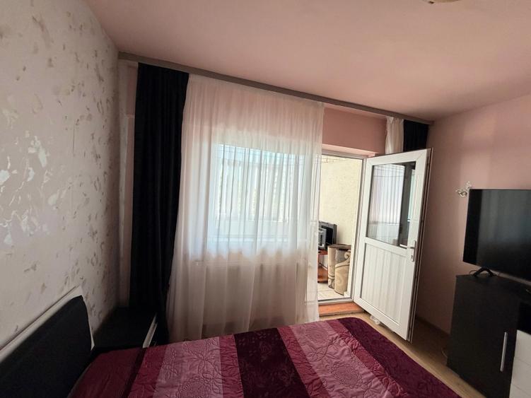 Apartament 3 camere, Faleză Nord – zona Reyna | Direct proprietar