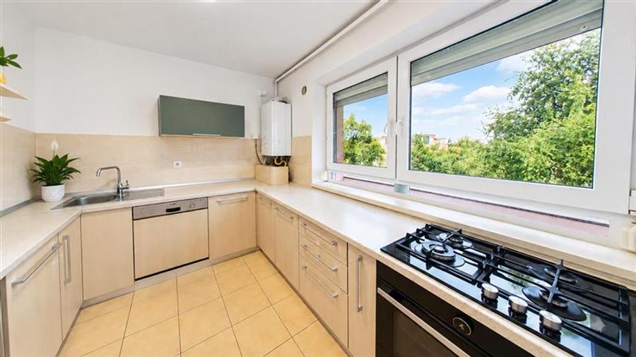 Eleganta la inaltime:Penthouse cu view verde, 56mp terasa, Avantgarden, Brasov