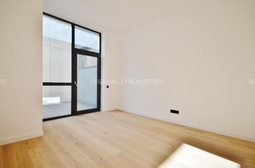2 CAMERE || DECOMANDAT || CURTE ENGLEZEASCA 27MP || FLOREASCA - 8