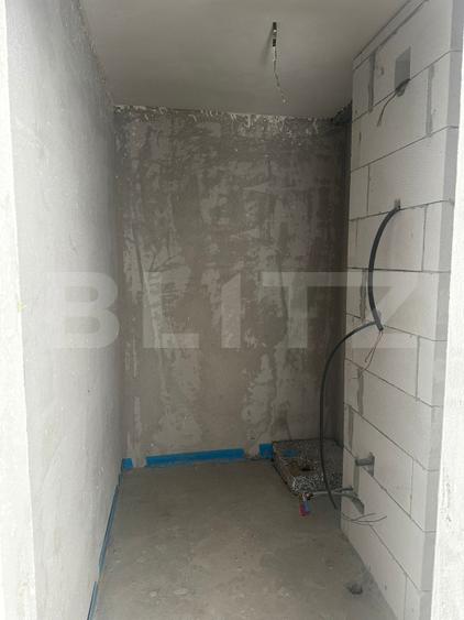 Apartament 2 camere, semifinisat, imobil nou, zona Intre Lacuri