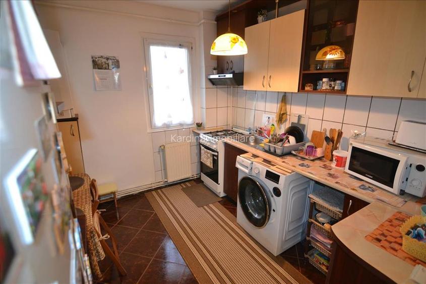 Apartament 2 camere mobilat utilat complet ,parcare Astra - Saturn ( Ardealul)