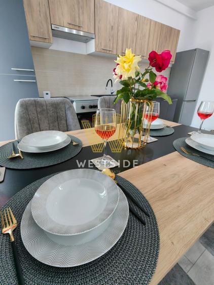 Penthouse cu 2 camere, de inchiriat, zona Mehala