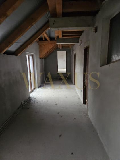 Investiție ideală: casă în zona centrală cu spațiu comercial