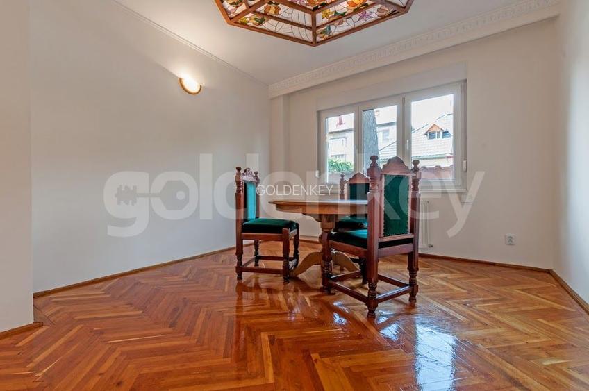 Vila spatioasa S+P+2+Pod | 7 camere, 4 bai - 3