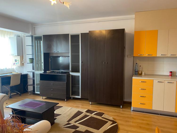 Apartament 2 camere str Alverna, cart. Andrei Muresanu, open space, cu parcare