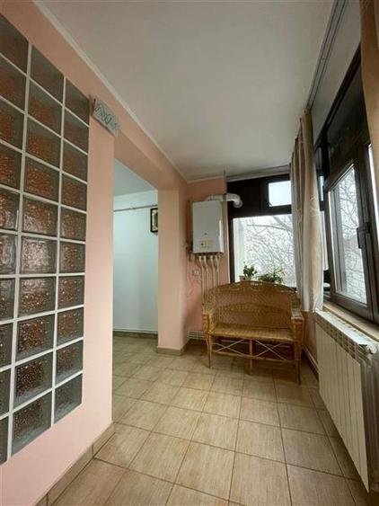 Apartament 3 camere de vanzare zona ultracentrala Tulcea