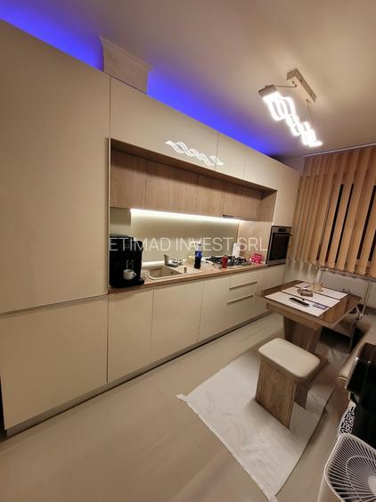 TOMIS III - MACUL ROSU - 3 CAMERE DECOMANDAT - MOBILAT MODERN - -175000 E