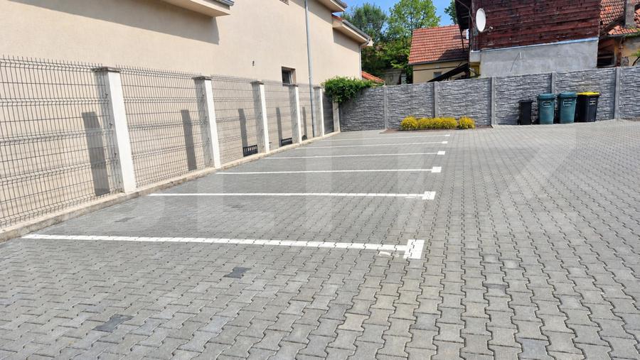 Apartament cu 2 camere de vanzare, 56.80 mp, zona Semicentrala