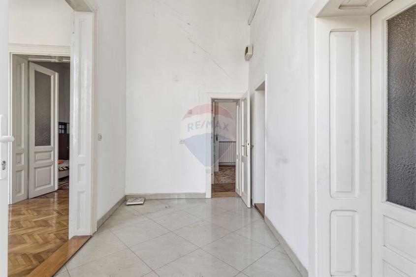 Apartament 4 camere 113 m² utili Piata Catedralei- Alexandru Gavra