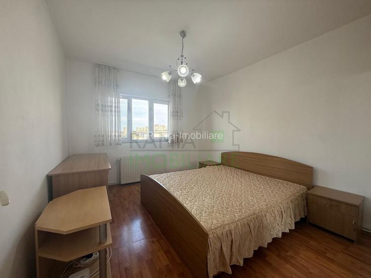 Apartament 3 camere decomandat cu 2 băi în Calea București - 10