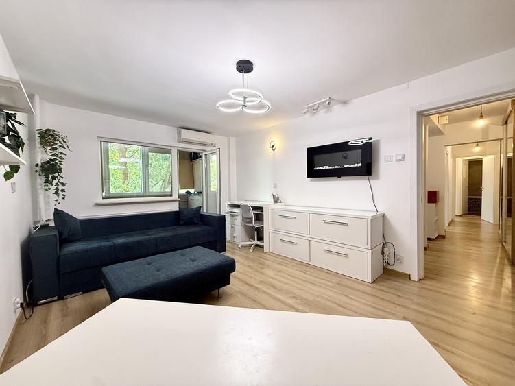 Apartament 3 camere decomandat, 72 mp, PARCARE, la intrarea in parc Tineretului!
