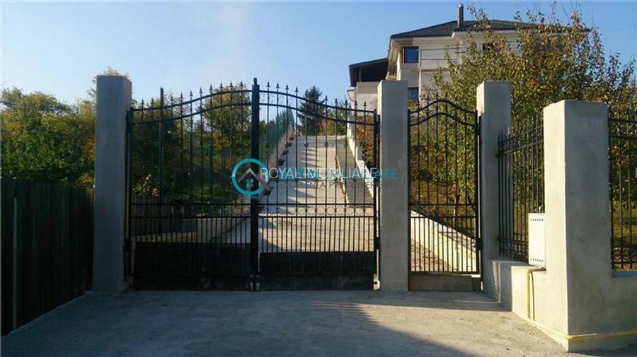 Royal Imobiliare - Vanzare Vila P+1 Bucov