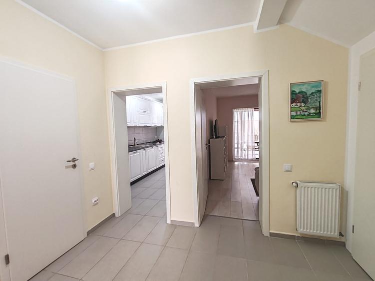 Casa Modernă de Închiriat în Sămpetru - 3 Dormitoare, Living,Terasă și Curte!