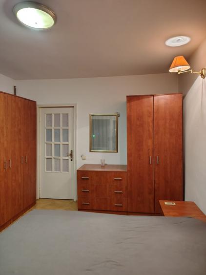 Închiriere Apartament 3 camere în Unirii, Piata NATIUNILE UNITE, SEMIDECOMANDAT