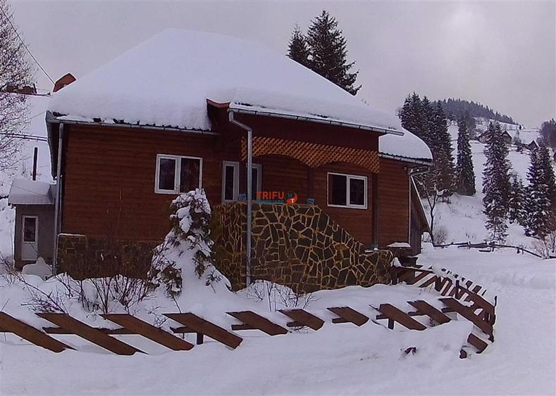 Pensiune in Arieseni cu 7 camere