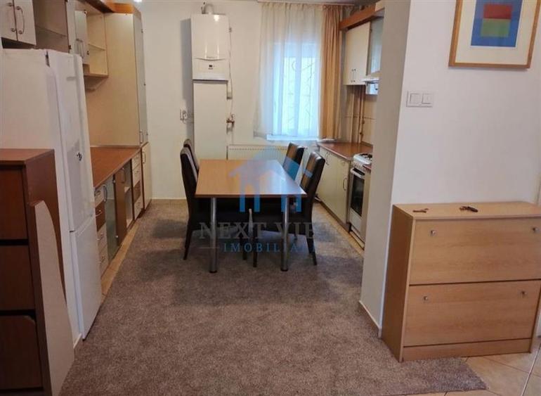 Apartament 4 camere, Plopilor