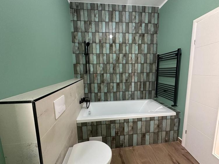 Birou Vanzari/COMISION 0% - Individuale Parter/ 400 mp Teren