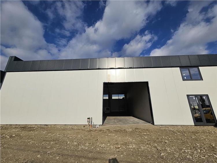 Spatiu 650 mp - Showroom Comercial - Depozitare