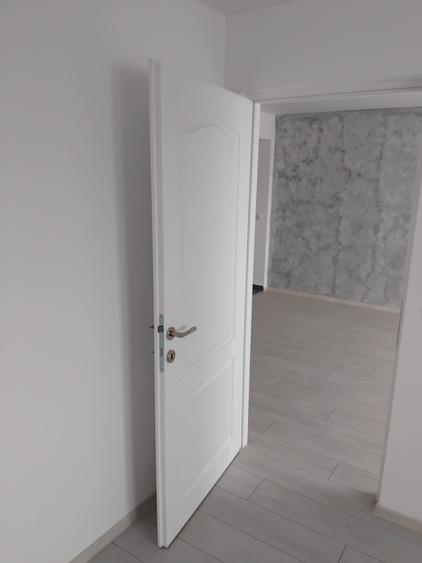 Apartament 2 camere zona Primaverii , renovat , etajul 10 cu lift