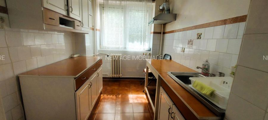 Drumul Taberei-metrou Favorit, strada Sibiu, 3/9,comision 0 % - 12