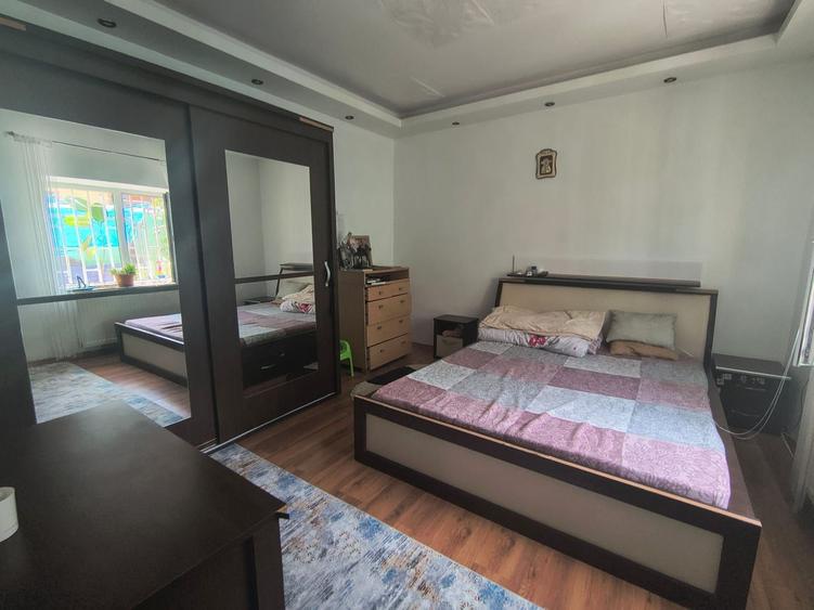 OFERTA DEOSEBITA STADION CASA CU 5 CAMERE, 165 MP PRET 199000 EURO