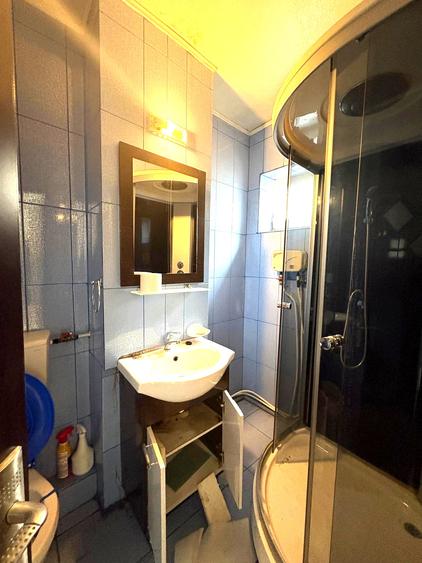 Apartament 3 camere 57mp zona Autogarii finisaje 58.000eur neg