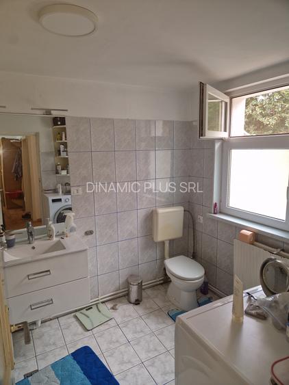 Casa vânzare zona str Lupeni - 28