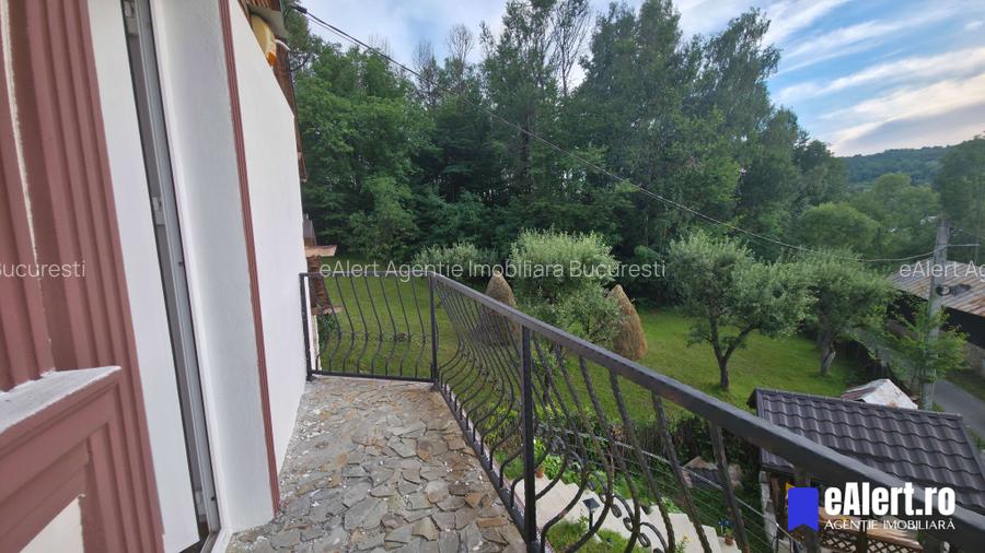 Vând casă de vacanță Bezdead, vedere la vale, acces Munții Bucegi - 53