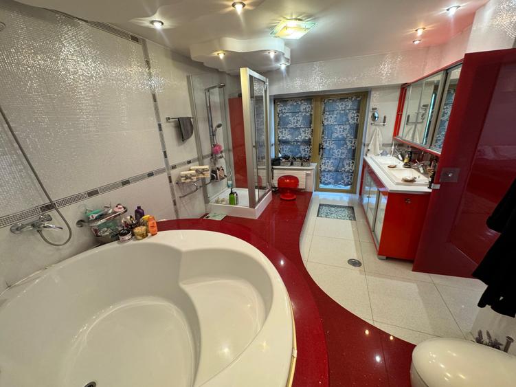 Apartament de Lux cu Vedere Panoramica Ultracentral, Piatra-Neamt, Euroconfort,