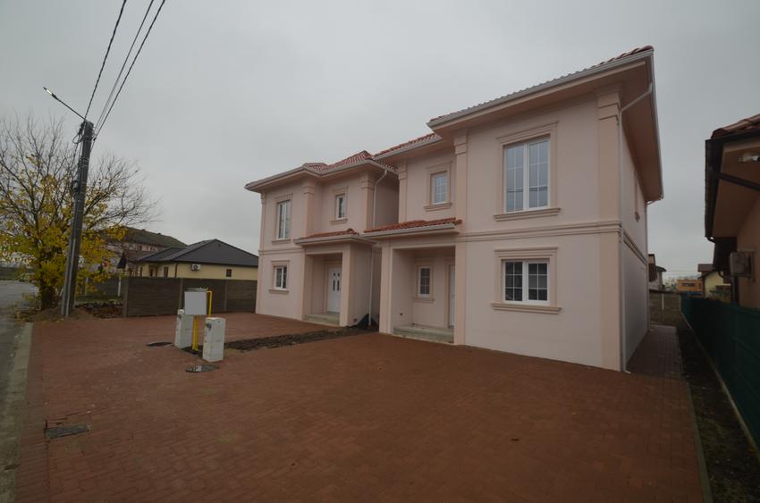Casa noua in Sag