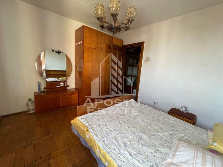 Apartament cu 2 camere, semidecomandat, Spitalul Judetean