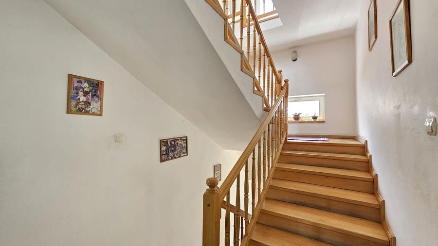 OPORTUNITATE! Proprietate cu potential de conversie | 7 apartamente