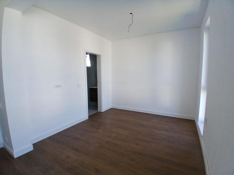 Apartament 3 camere de vanzare Bragadiru
