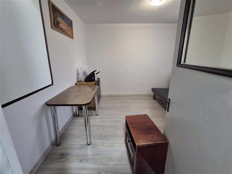 Garsoniera de vanzare zona Pasaj Bucium