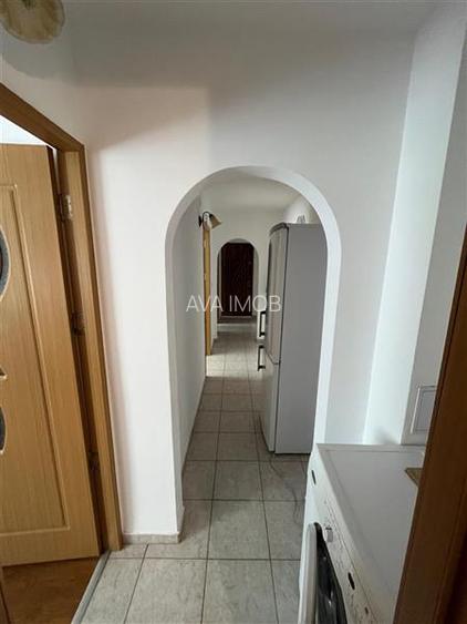 Apartament  2 camere semidecomandat, zona Adriatica - 6