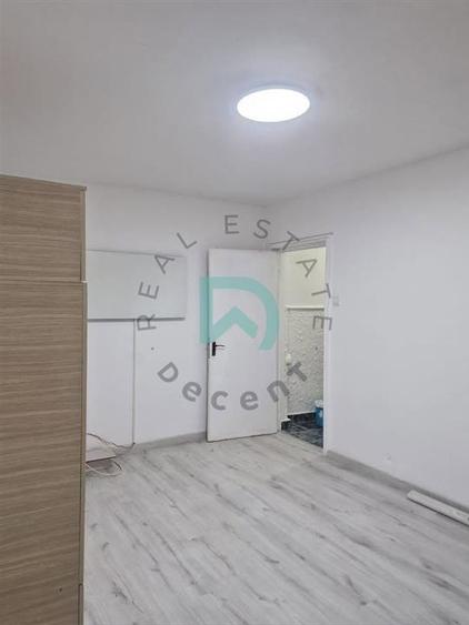 Apartament 2 camere, Astra, decomandat Brasov