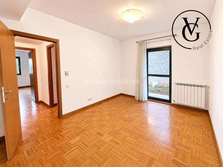 Apartament 4 camere cu gradina proprie - Loc de parcare inclus - 9