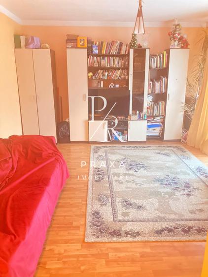 Apartament de vanzare 35 mp zona Ioan Rus!