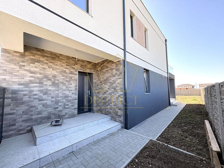 Duplex cu 3 camere, despărțit prin camera tehnica | Mosnita Noua | Barista