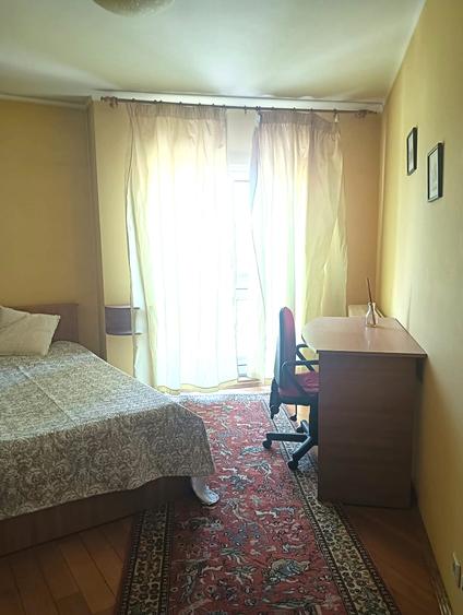 Apartament cu 3 camere de închiriat – Piața Unirii | Vedere directă către Fântân