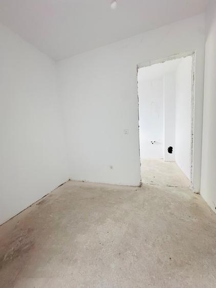 Duplex despartit prin camera tehnica- 4 camere si 3 bai - Urseni