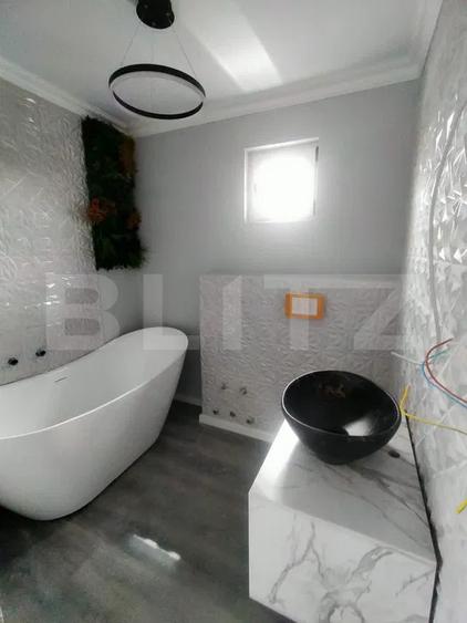Penthouse, 205 mp utili, etaj integral, zona Casa Someșană