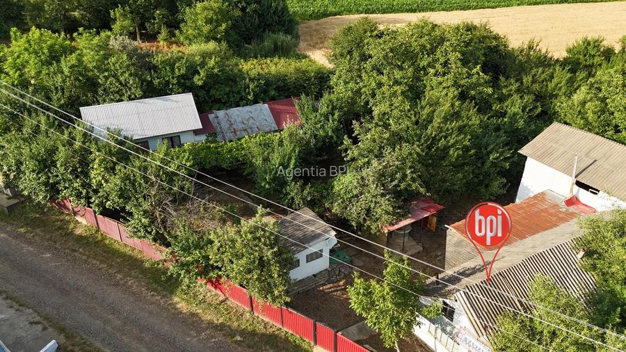 SE VINDE Gospodarie taraneasca, in Sat Valea Glodului, Com.Vulturesti, jud.SV - 8
