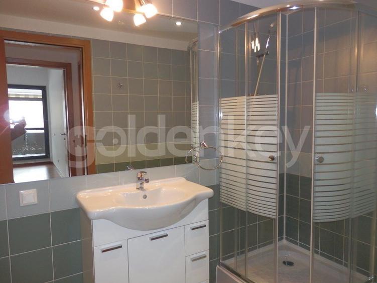 Apartament spatios cu 3 camere | 50mp terasa