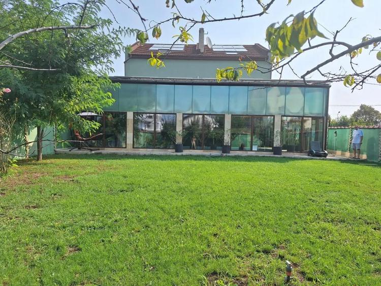 Vila exclusivista Eforie Sud (06) cu vedere frontala la mare