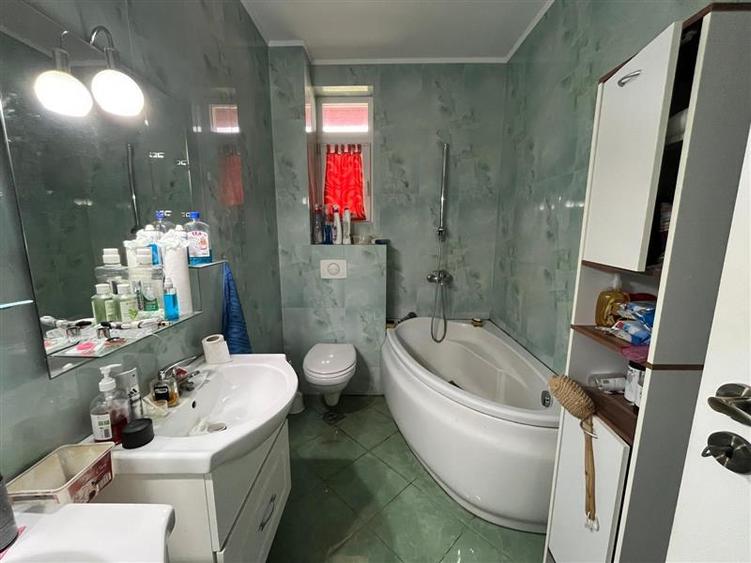 Caransebes, Casa cu Teren 385MP, Zona Racovita