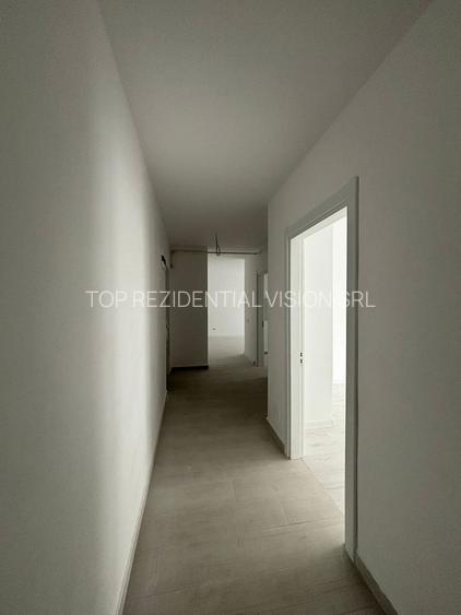 3 CAMERE/ MUTARE IMEDIATA / 7 MINUTE METROU N TECLU - 3