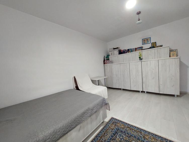 Apartament cu 3 camere zona 0 ~ etaj 5 din 6 ~ Confort 1 decomandat ~ renovat