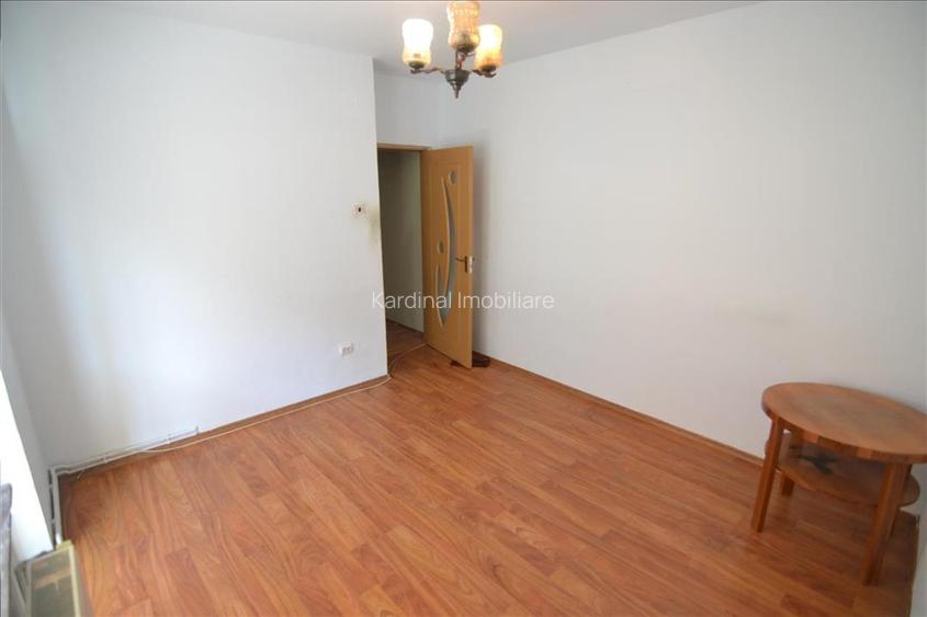 Exclusiv apartament 3 camere decomandat etajul 2 Racadau - 3