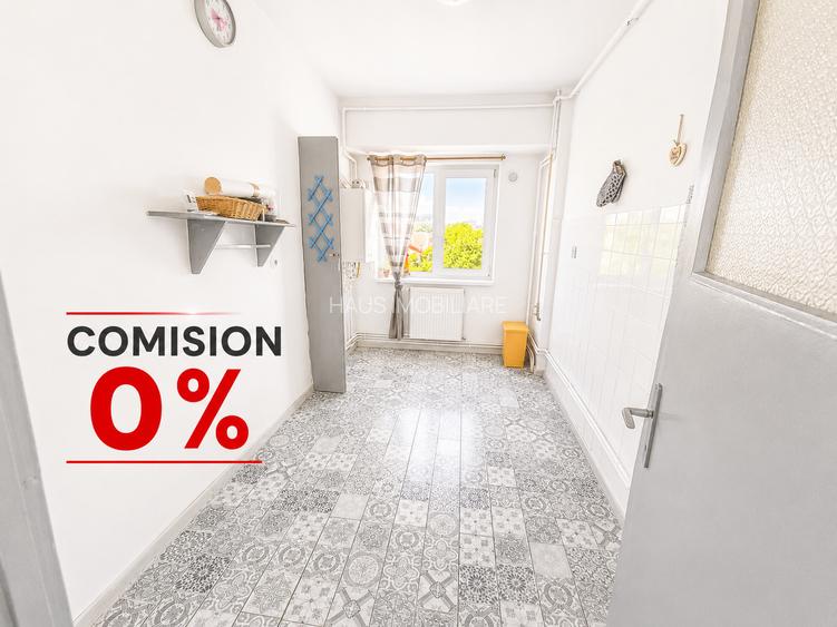 Ultracentral Tomis Mall 3 camere decomandat etaj 3/7 - 8